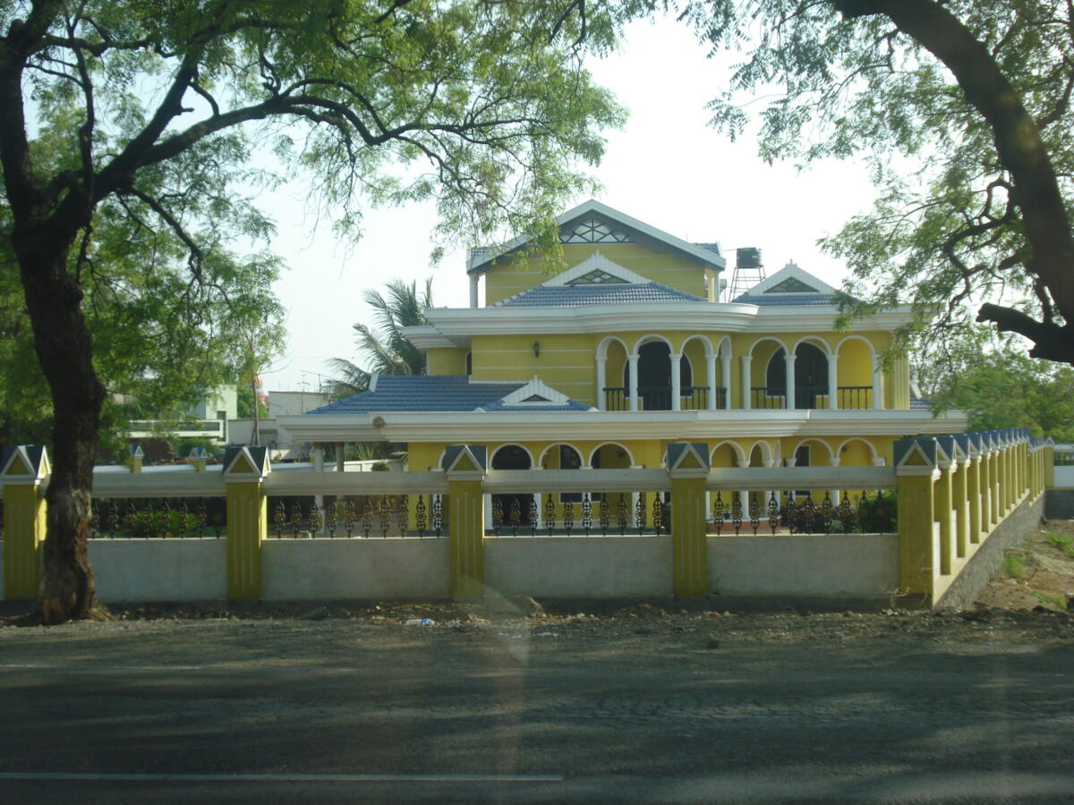 Bungalow At Indapur